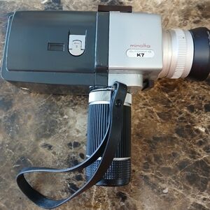 Vintage Minolta Autpak-8 K7The Vintage Minolta Autpak-8 K7 Film Camera is a